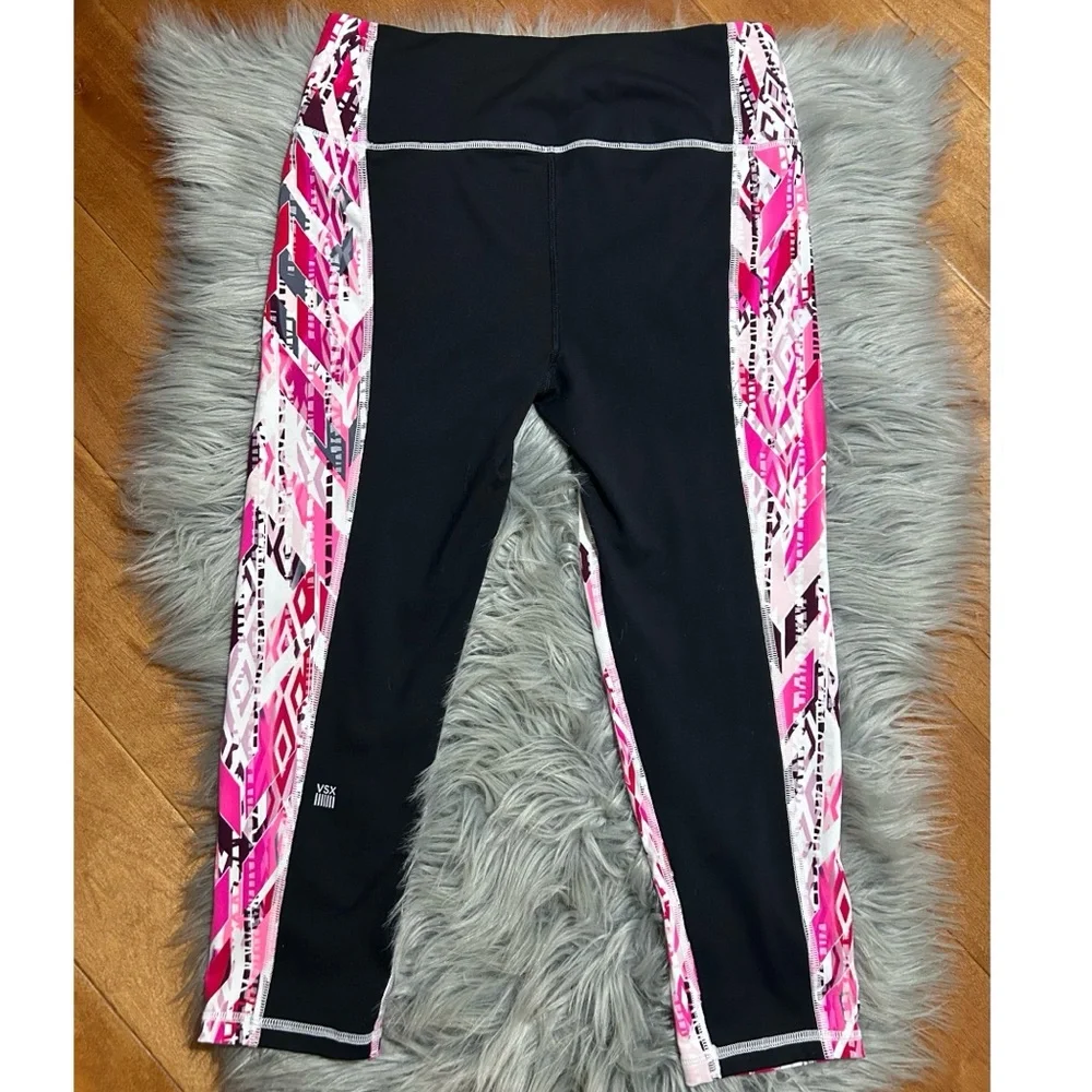 Victoria's Secret VSX Knockout Crop Leggings Tights Pants Size Medium - Picture 4 of 5